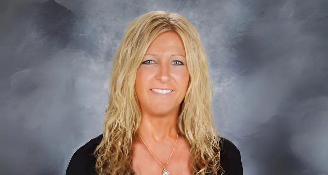 Candis Mongan, Principal