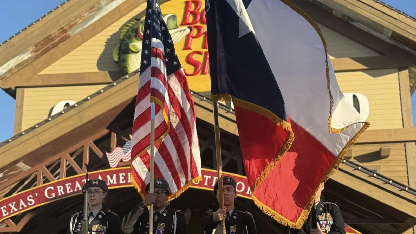 Bass Pro Shops opens massive new store, bringing jobs to Midland County