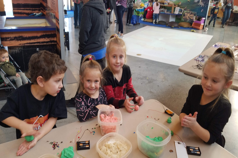 KWEC to Host Several Winter Break Activities