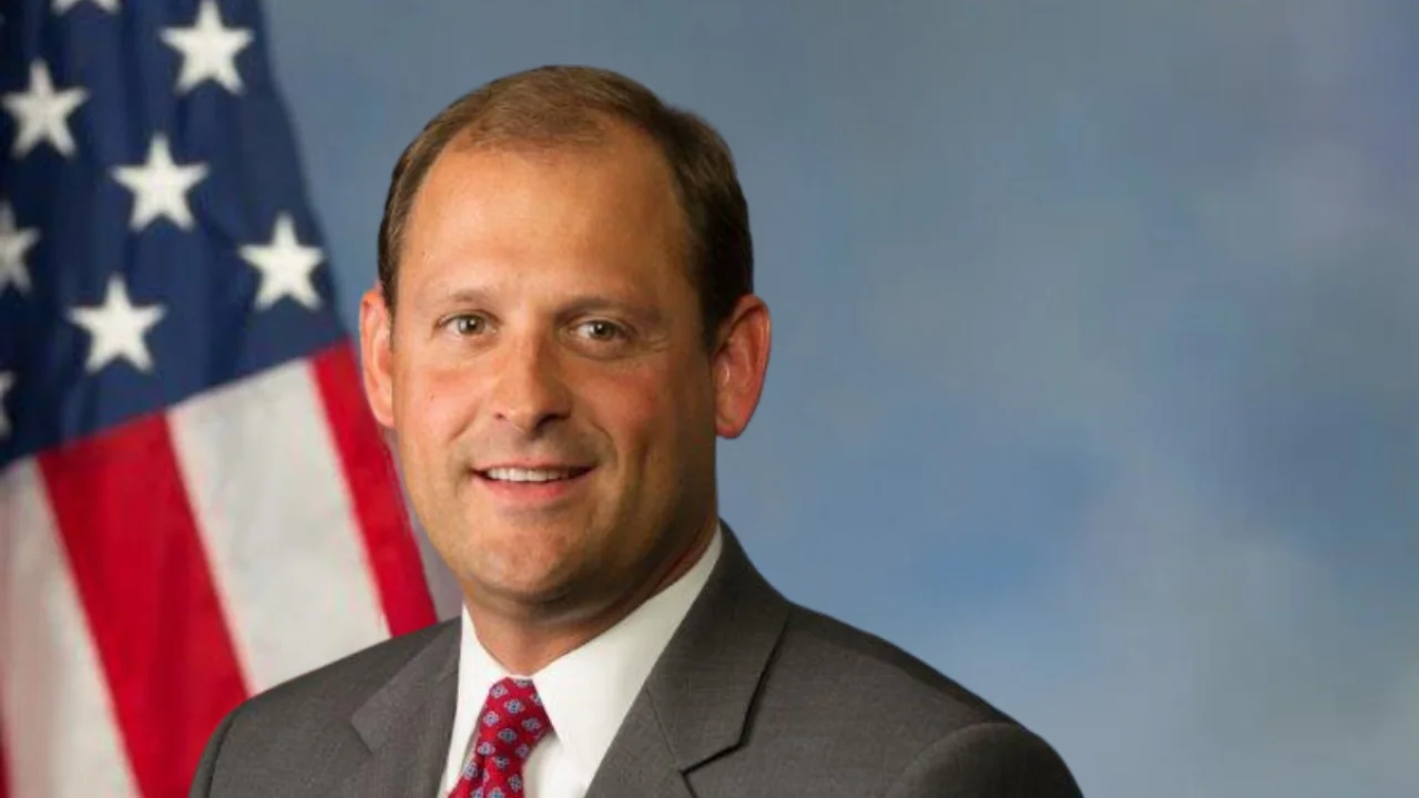 Congressman Andy Barr - Rep. Andy Barr Official U.S. House headshot