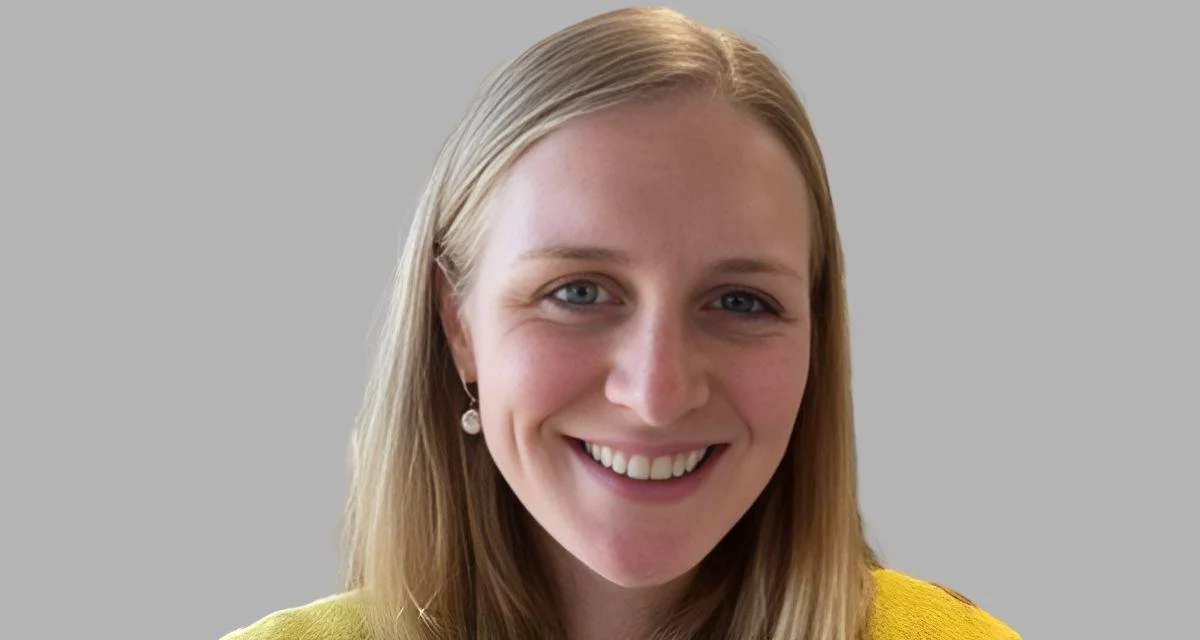 URI professor delivers writing workshops for English teachers in Bahrain