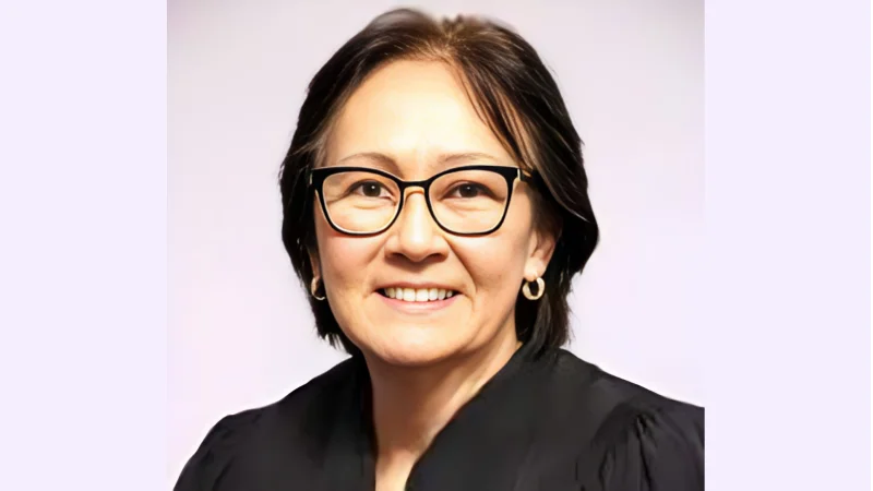 Sabrina S. McKenna, Acting Chief Justice of the Hawaii Supreme Court - Official website Sabrina S. McKenna, Acting Chief Justice of the Hawaii Supreme Court - Official website