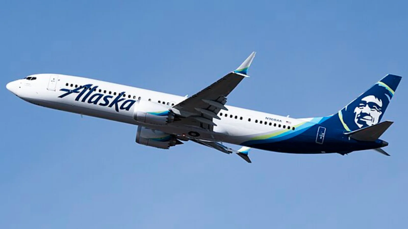 Alaska Airlines begins London Heathrow service, making it oneworld’s most-served global hub