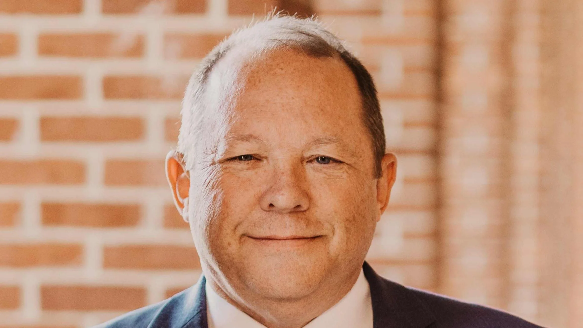 Dr. Bentley Wallace Chancellor Dr. Bentley Wallace Chancellor