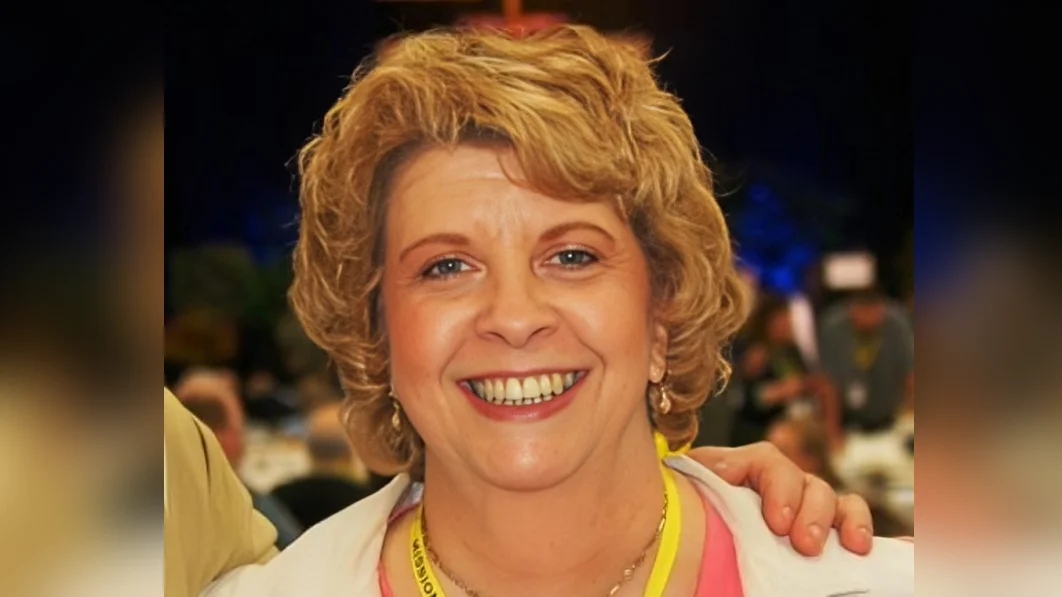 Susan Colden, Admissions and Financial Aid