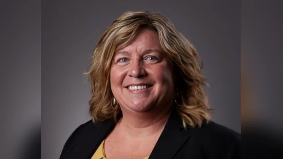 Lisa Quednow Associate Director Lisa Quednow Associate Director