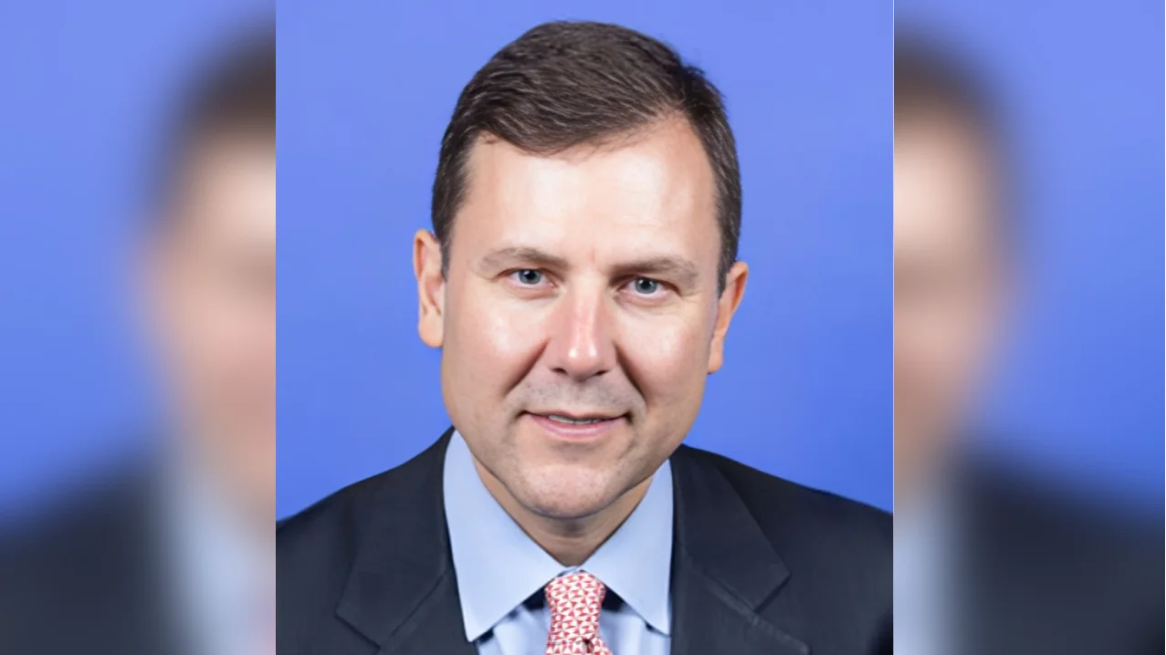 Tom Kean highlights Nokia milestone, legislative success, and Ukraine support in recent posts