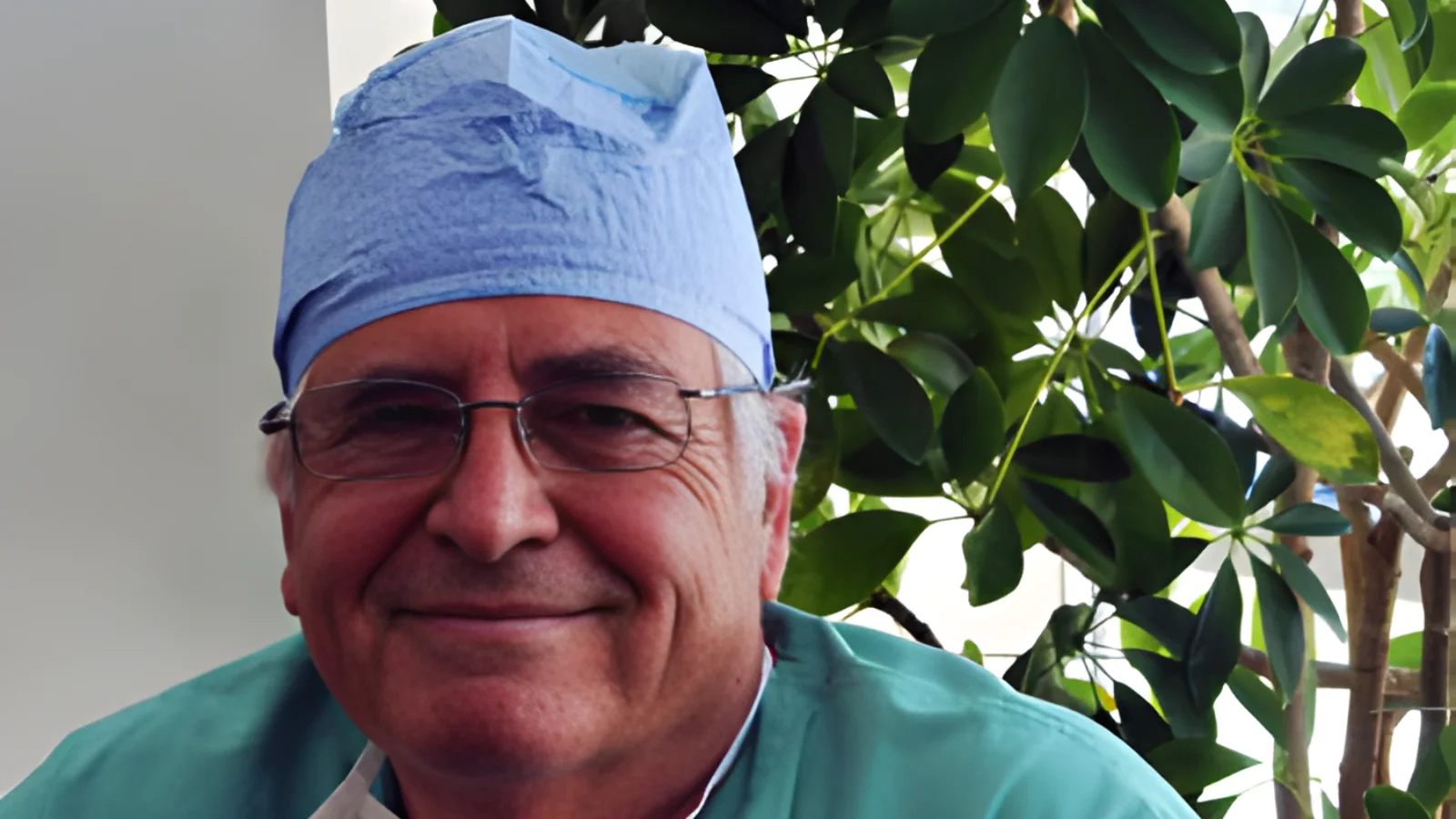 Dr. Igal Kam, chief of the Division of Transplant Surgery
