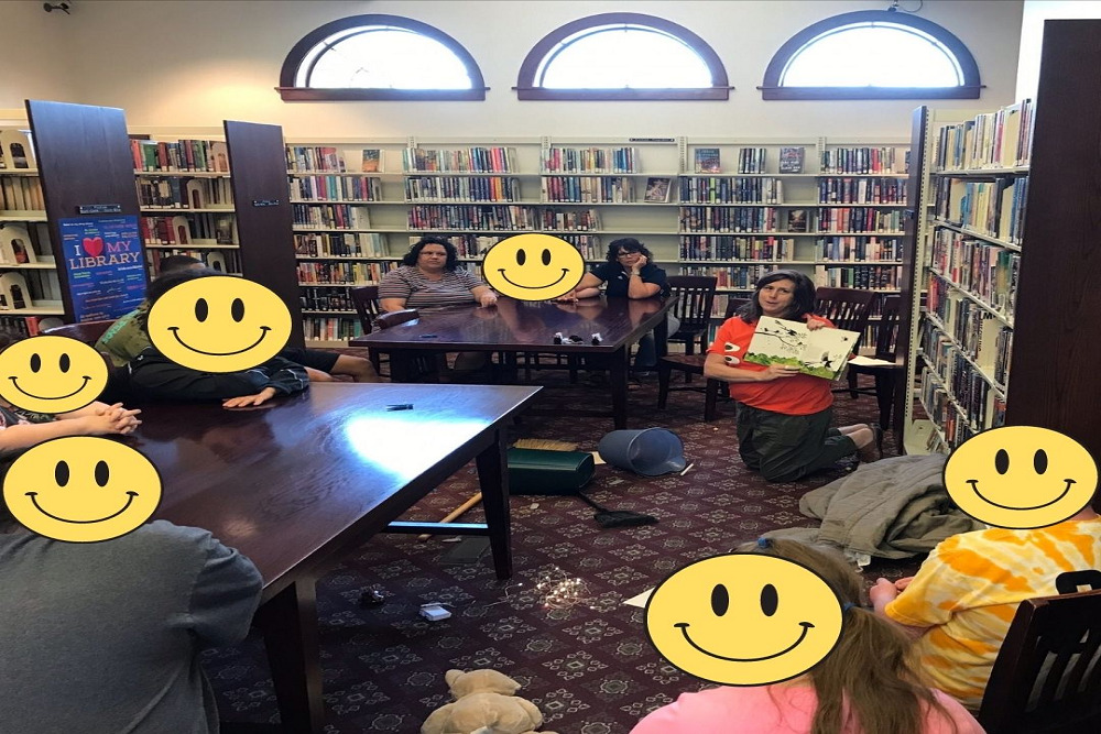 Intensive Academics took a field trip to the Aurora Library for a storytime with Leslie last week! Intensive Academics took a field trip to the Aurora Library for a storytime with Leslie last week!