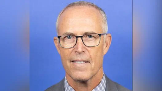 Jared Huffman discusses technology, education, and economy in recent tweets