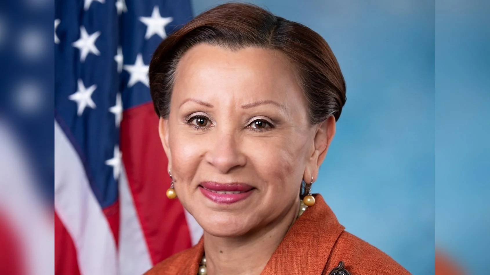 Nydia Velázquez addresses crises in Puerto Rico and Gaza through recent social media posts
