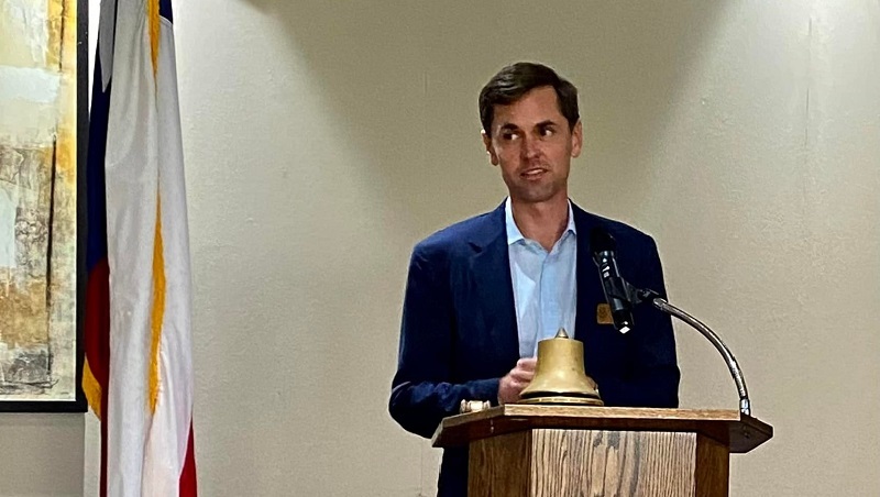 Middleton signs ‘Big Family Pledge,’ vows to ‘defend families at all costs’