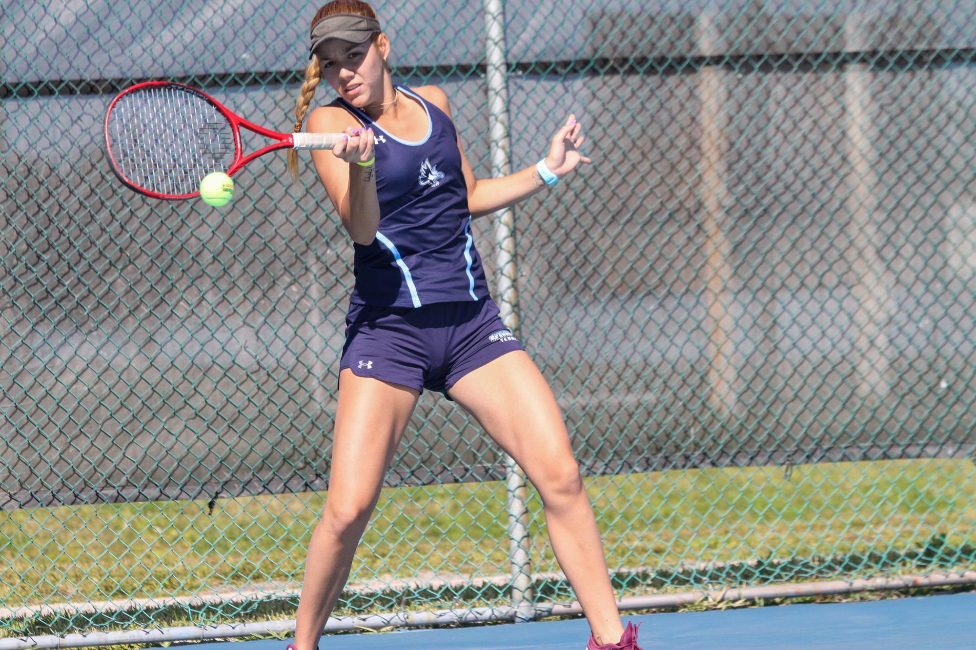 No. 2 Women’s Tennis Takes Down Division II, No. 1 Barry, 4-3