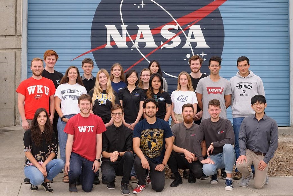 NASA STEM Internships available!