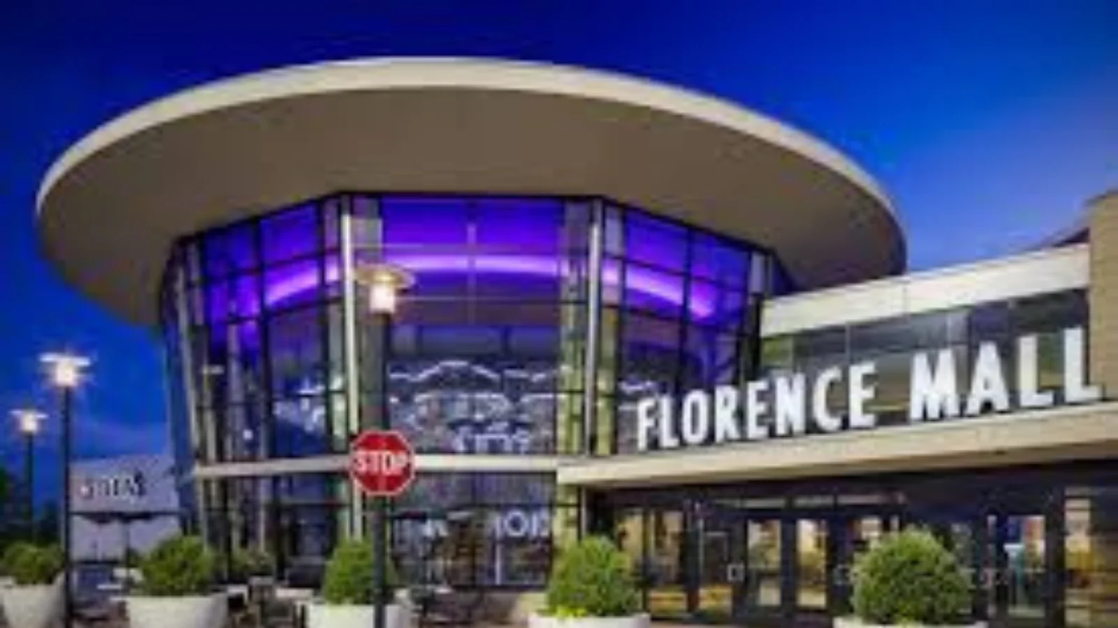 Florence Mall highlights spring fashion and beauty trends for the season