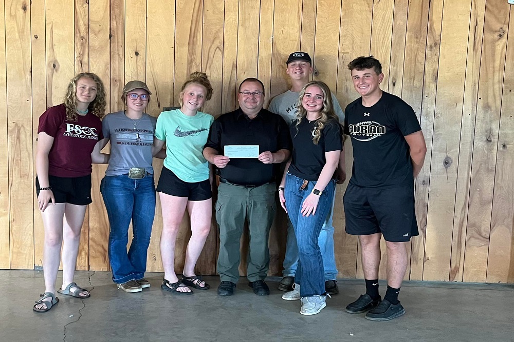 Bates County Sheriff’s Office – Sheriff Anderson Presented a ,000 Check to Bates County Fair Youth Council and to the Bates County Fair Board
