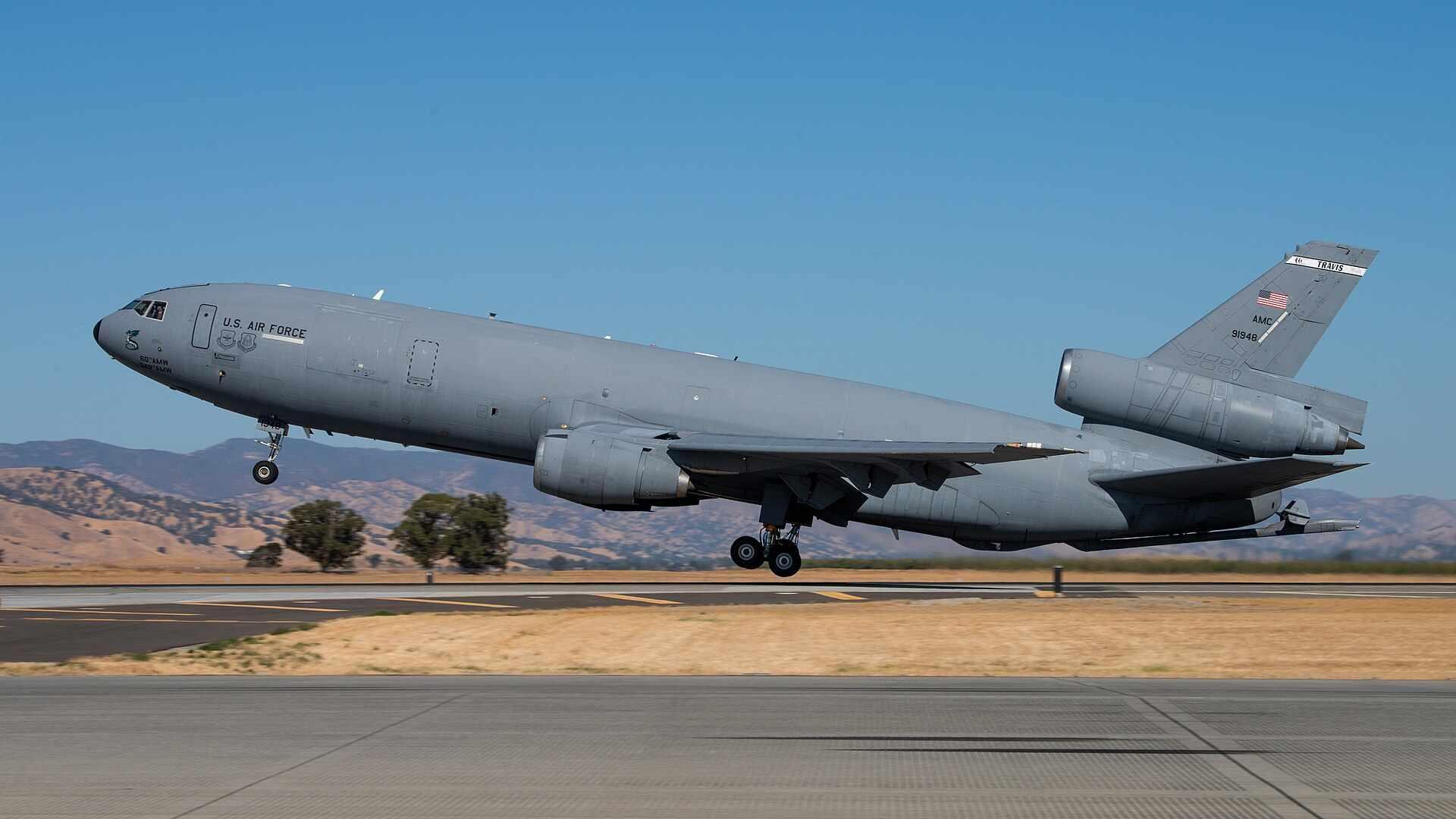 KC-10 Extender