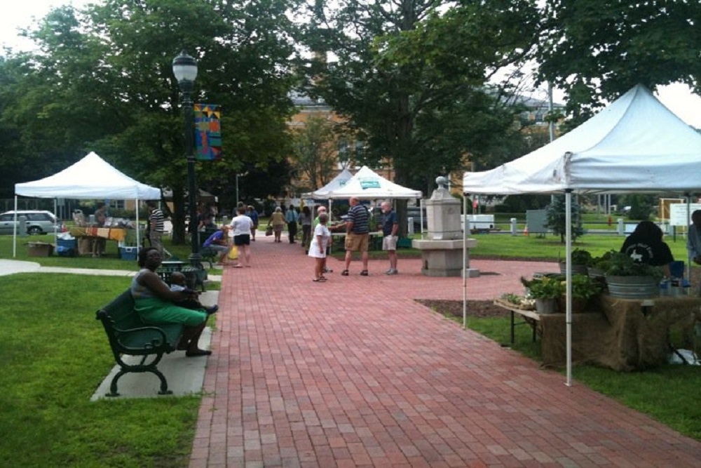 Winsted Second Saturday Farmer’s Market Set to Begin in April