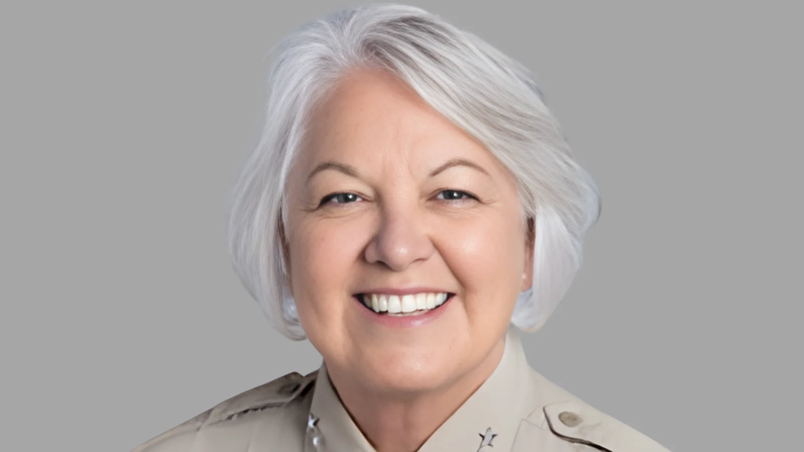 Stolen Jeep pursuit ends with crash; suspect hospitalized in El Cajon