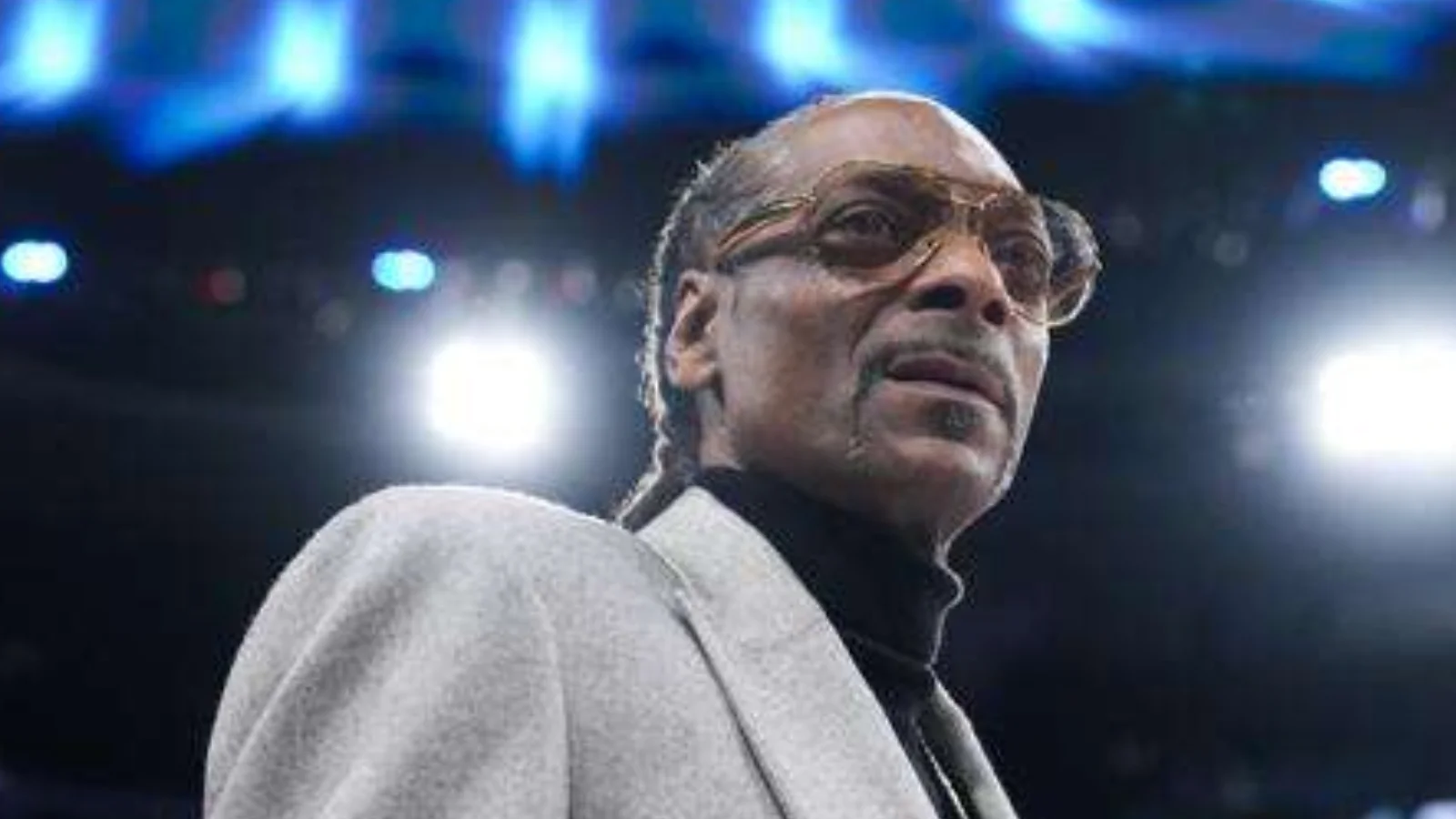 Snoop Dogg, NBA analyst for Peacock’s broadcast of the Golden State Warriors at Los Angeles Clippers Snoop Dogg, NBA analyst for Peacock’s broadcast of the Golden State Warriors at Los Angeles Clippers