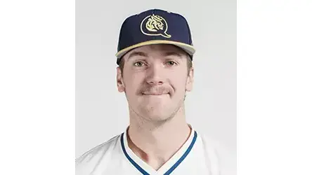 Gage Doss