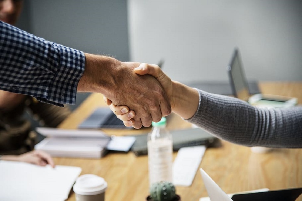 Handshake Tabling