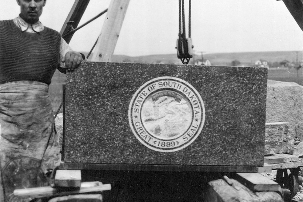 South Dakota Commemorates Stone at Washington Monument