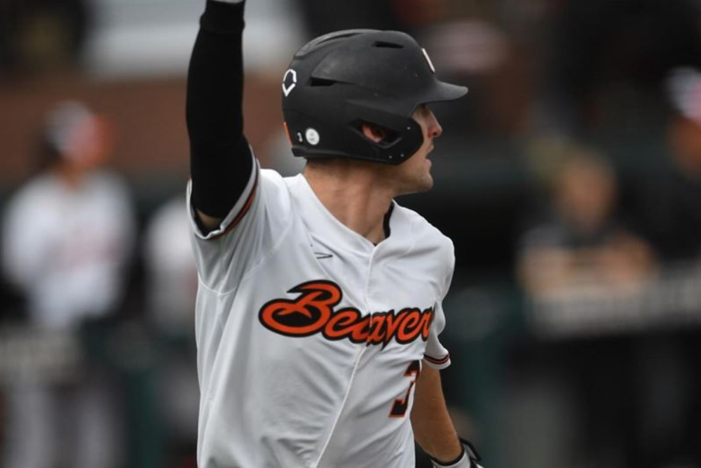 Beavers Advance To NCAA Super Regionals With 7-6 Win Beavers Advance To NCAA Super Regionals With 7-6 Win