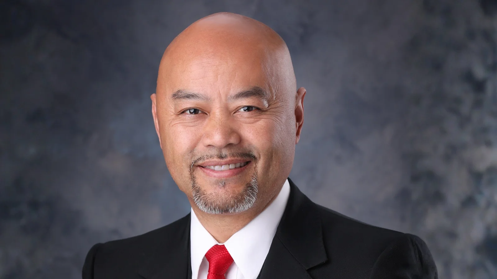 Vong Mouanoutoua, Mayor