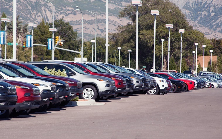 Discover the World teams with RentingCarz in 13 Latin American countries