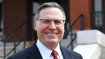 17 coaches at institution in Franklin County earned ,392 on average in 2022