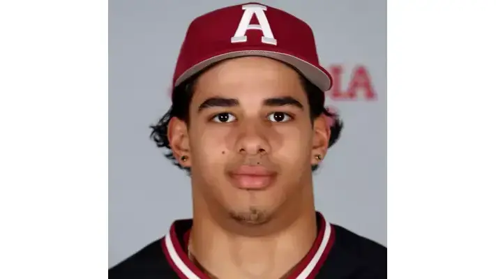 Noah Stennett, former West Orange High School baseball player will compete with his collegiate team for the NCAA Division III Baseball Championship Noah Stennett, former West Orange High School baseball player will compete with his collegiate team for the NCAA Division III Baseball Championship