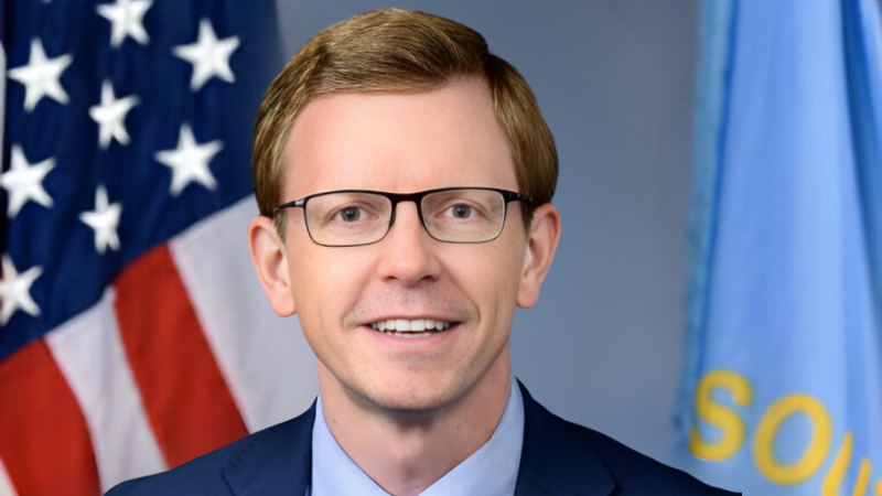 Johnson, Rounds, Luján Introduce National American Indian Veterans Charter Bill Johnson, Rounds, Luján Introduce National American Indian Veterans Charter Bill