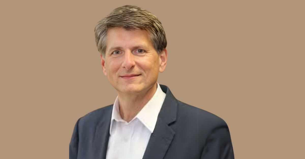 Rob Binns President and Chief Executive Officer of Air Wisconsin Airline