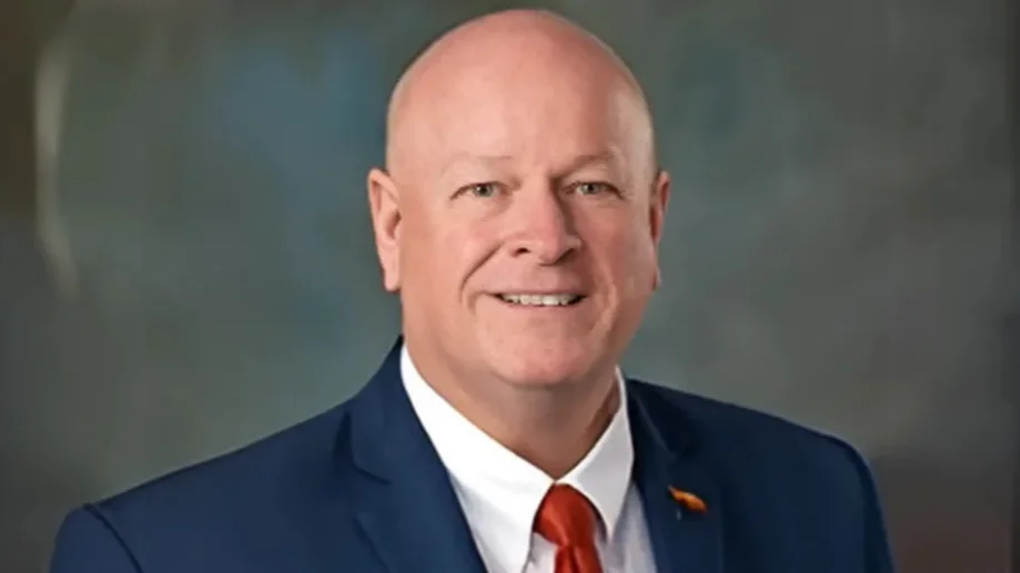 Arizona Corporation Commission addresses securities violations and major utility projects at November meeting