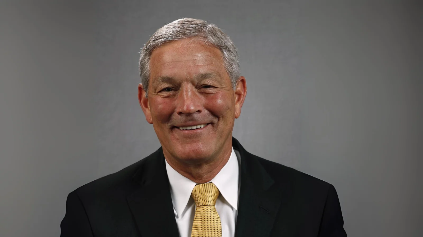 Nominations open for Pioneer Heroes Game; honorees to be recognized at Nov. 28 event