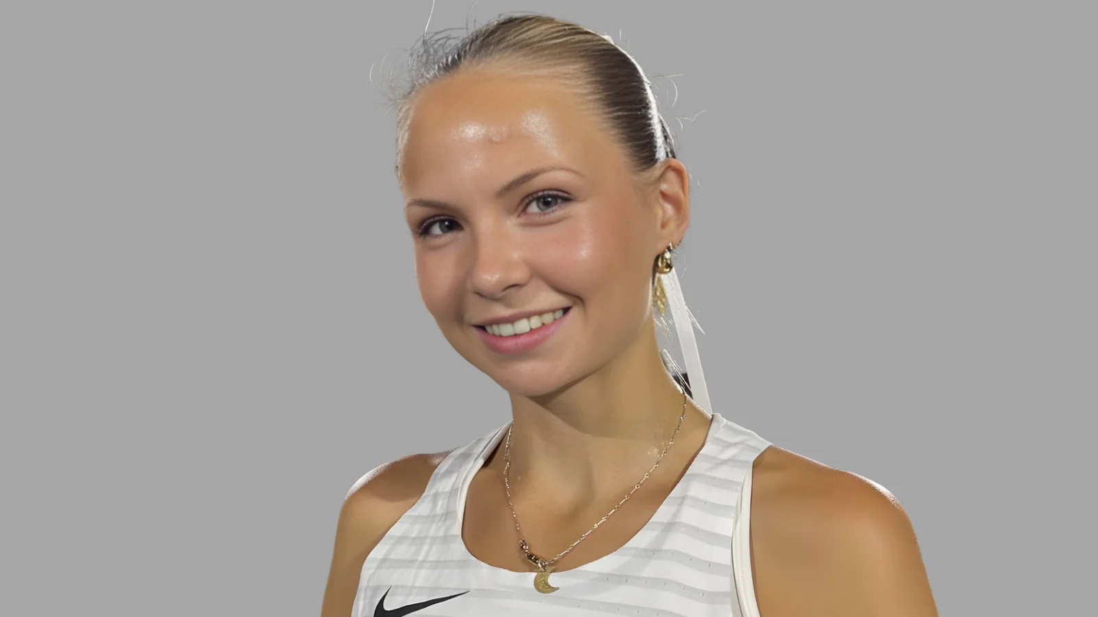 Lincoln High School runner breaks state 3,000-meter record in debut race