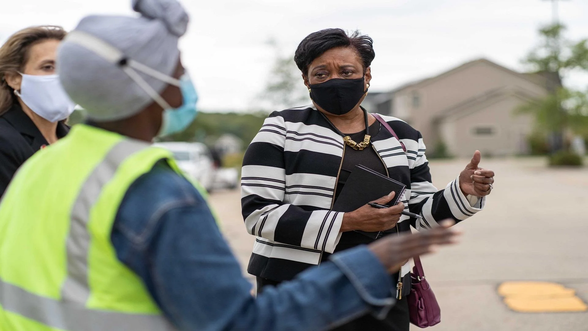 South Dakota ranks 49 among U.S. states for teacher starting salary