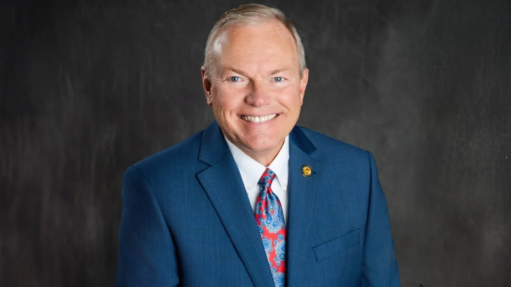 Ohio bill by Sen. Reineke on electric vehicle charging station ownership and funding approved by both chambers