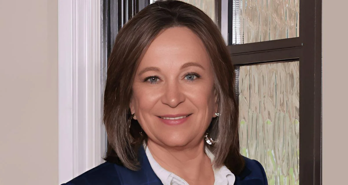 Jeanne Parker, Sales Agent at Douglas Elliman