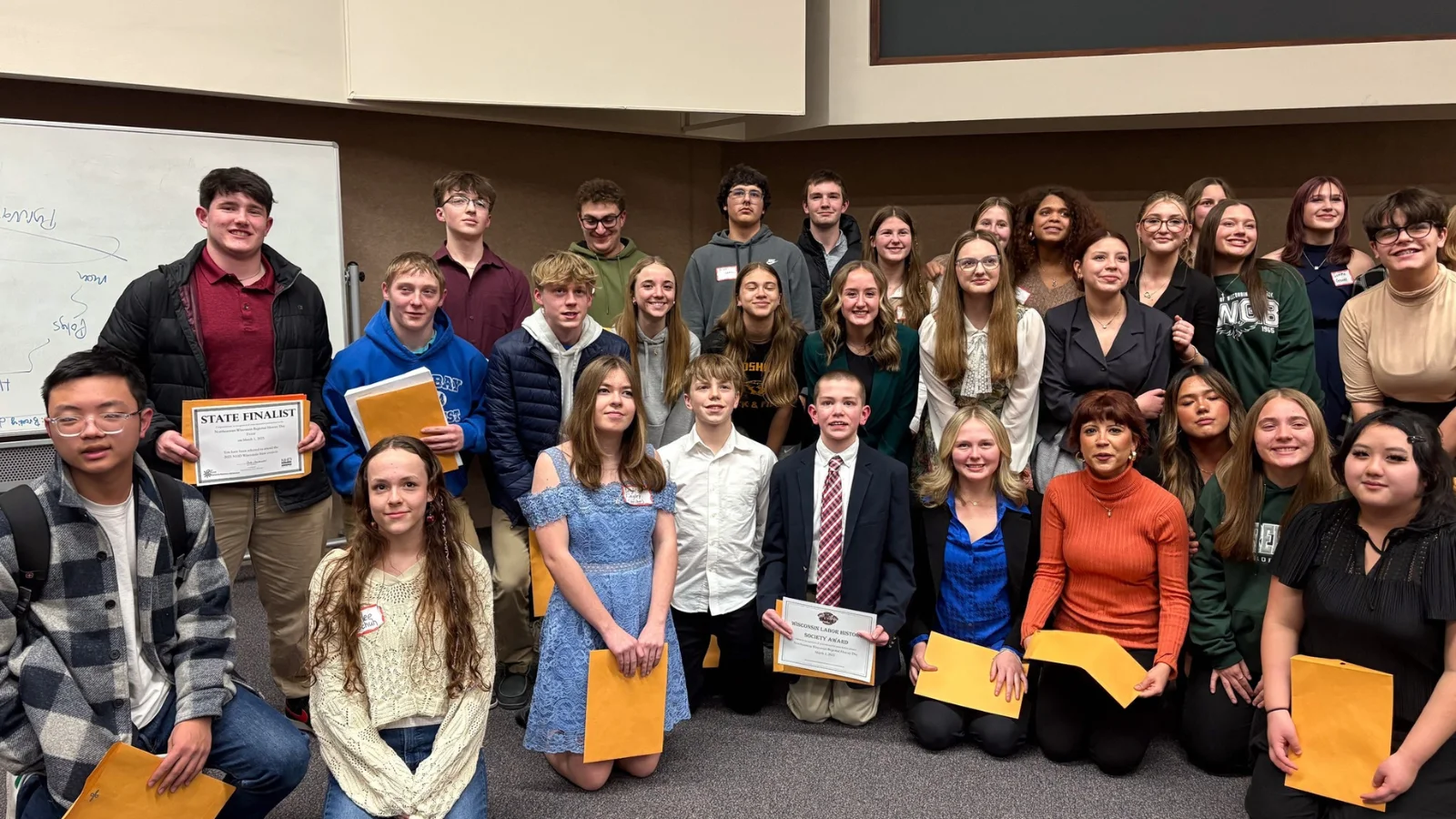 Green Bay schools announces students advance to National History Day competition