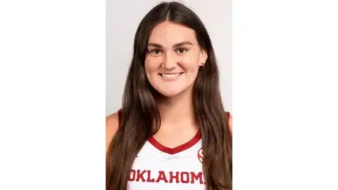 On Monday, March 24, former St. Thomas Aquinas High School Beatrice Culliton collegiate team won in the NCAA Division I Basketball Championship Tournament