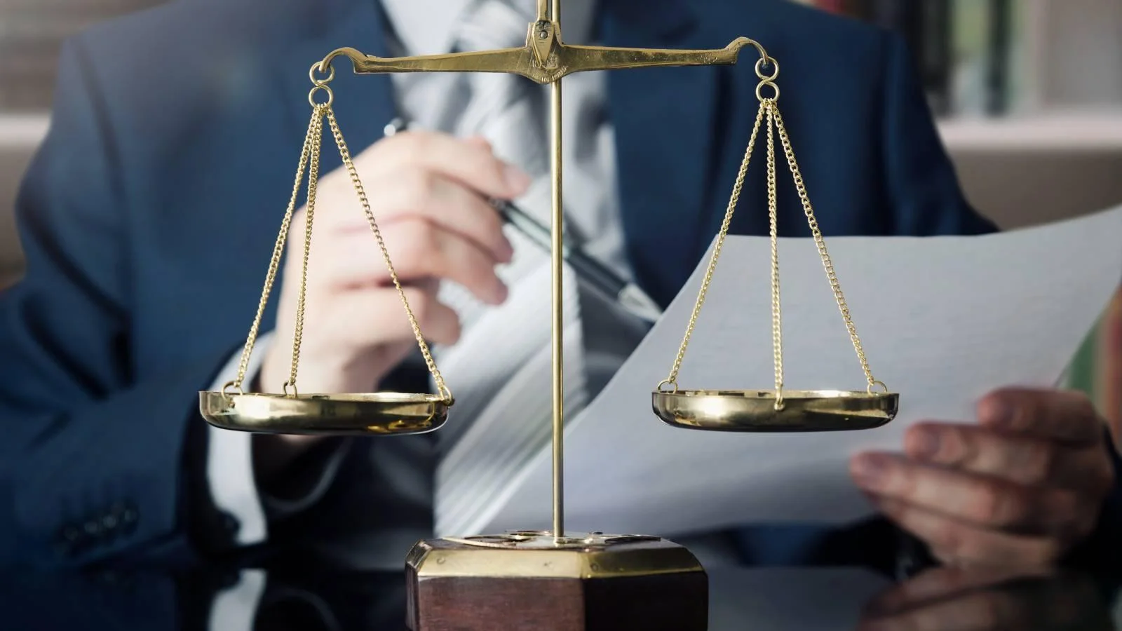 257 fewer lawyers with active licenses to practice in cities in Los Angeles County in December than previous month 257 fewer lawyers with active licenses to practice in cities in Los Angeles County in December than previous month