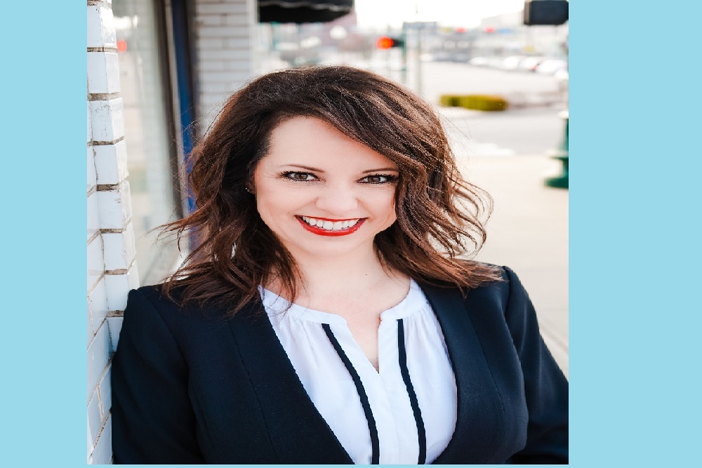 FORT SMITH REGIONAL CHAMBER OF COMMERCE: Mishelle Davis Ambassador of the Month for July FORT SMITH REGIONAL CHAMBER OF COMMERCE: Mishelle Davis Ambassador of the Month for July