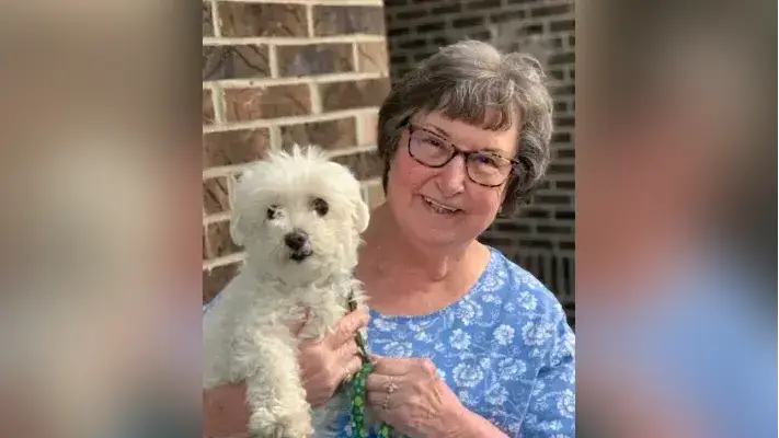 Martha Joan Parrott, 83, Dies; Longtime Teachers Aid