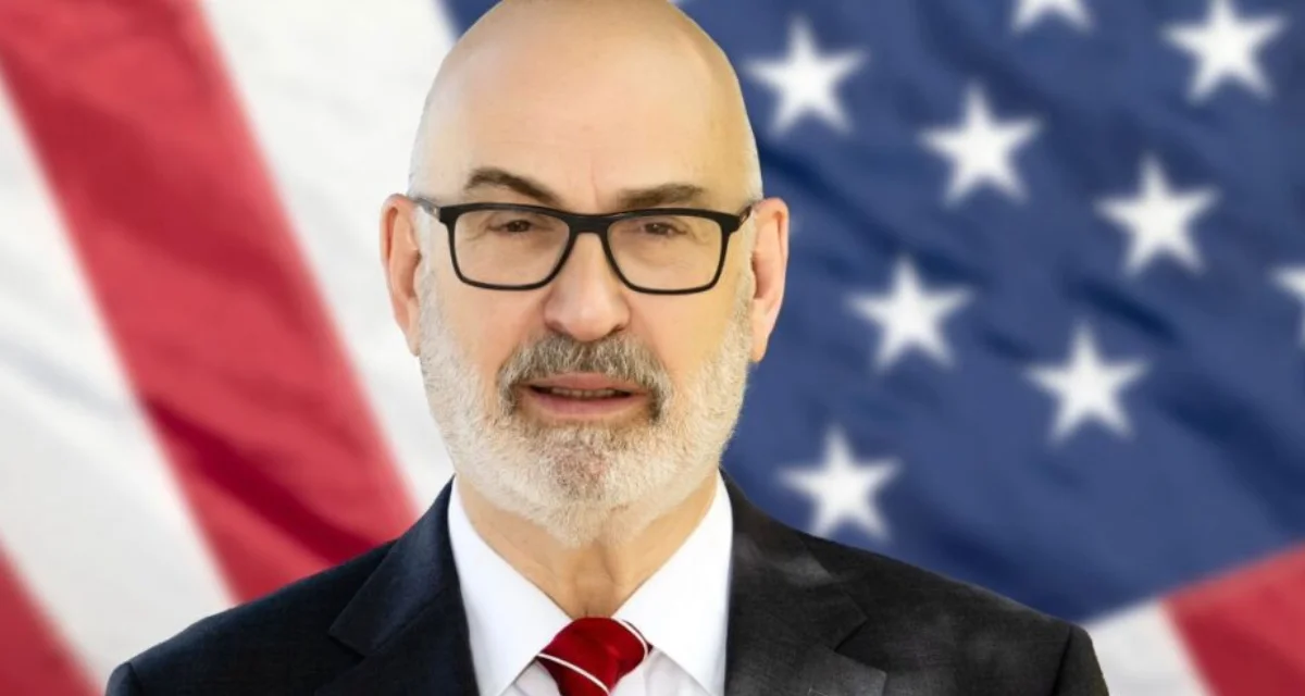 Emilio Gonzalez, a Republican candidate, in the upcoming Miami mayoral runoff