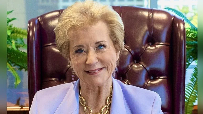 Linda E. McMahon, U.S. Secretary of Education - Wikipedia Linda E. McMahon, U.S. Secretary of Education - Wikipedia