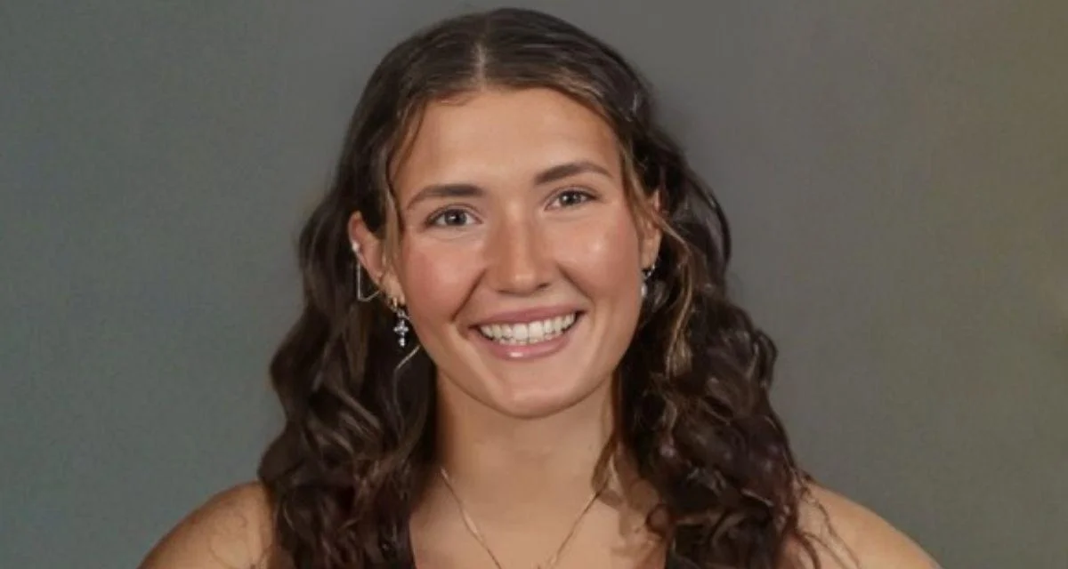 Isabella Kneeshaw, Women's Track & Field Player at University of Hawai'i at Manoa Isabella Kneeshaw, Women's Track & Field Player at University of Hawai'i at Manoa