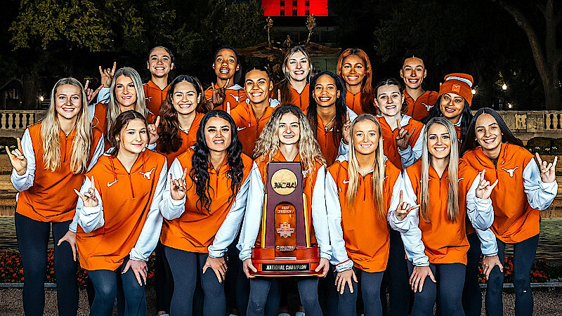 UT sweeps Louisville to claim national volleyball championship: ‘They’ve just been so great all year long’