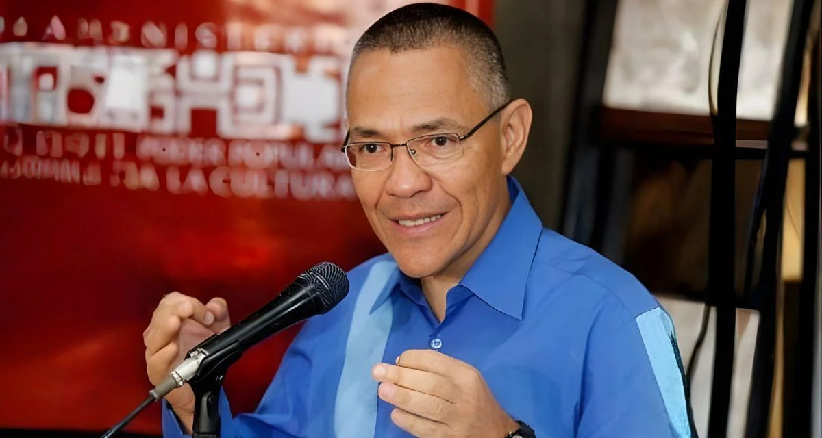 Ernesto Villegas Poljak, Minister